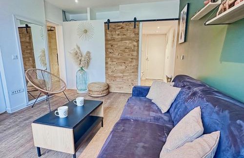 Perralliere Apartment | Modern Apartment & Parking