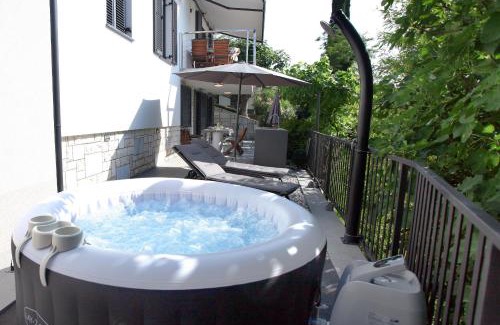 Seca Apartment | Modern Apartment Parenzana IZMA