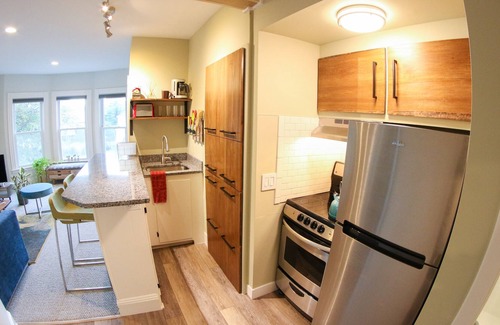 Willard Apartment | Modern Apartment Two Blocks from Willard Beach in South Portland