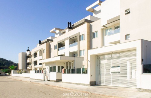 Alto Ribeirao Apartment | Modern Apartment With Pool and Barbecue Crr201