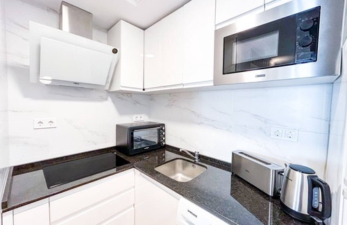San Luis de Sabinillas Apartment | Modern apartment with sea views in Sabinillas