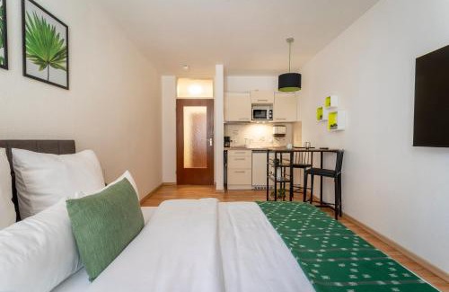Altstadt Apartment | Modern Apartments Bremen with Netflix