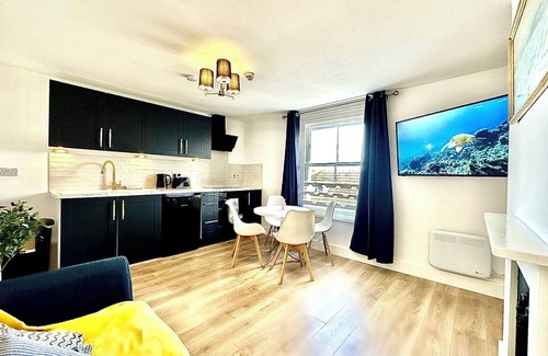 Whitstable Apartment | Modern & Brand New Apartment in Whitstable Centre