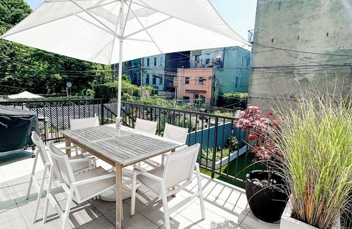 Bushwick House | Modern Brooklyn Townhouse