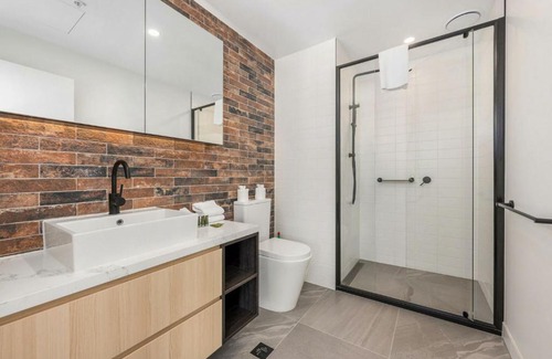 Brunswick Apartment | Modern Brunswick
