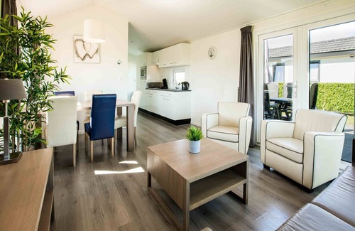 Municipality of Noordwijk Ski Chalet | Modern chalet with dishwasher in Noordwijk