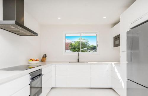 Byron Bay Villa | Modern Coastal Escape - Stylish 3 BR Home with Pool