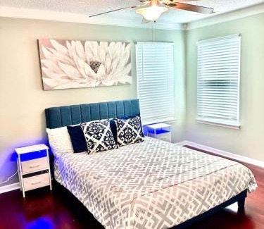 Concord House | Modern comfort 2BR-2BA Retreat