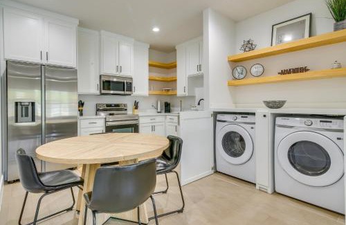 Brownsville House | Modern Comfort Centrally Located Brownsville Home