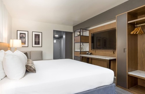 Foggy Bottom Hotel | Modern Comfort & Luxury in the Heart of DC! Close to Everything - Pet Friendly