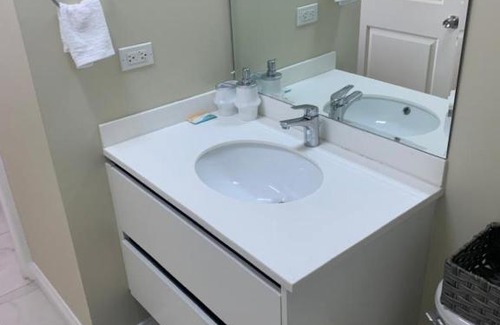 New Kingston Apartment | Modern Cozy and Comfy 2 bedrooms At The Lofts