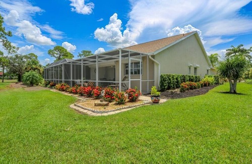 Lely Golf Estates House | Modern Cozy Lakeside retreat with stunning view