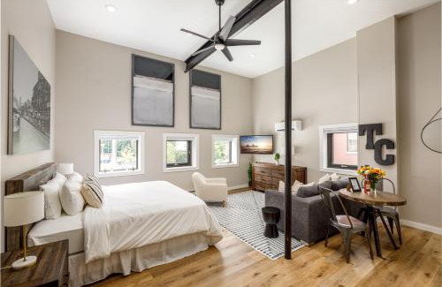 Traverse City Apartment | Modern & Cozy Studio Walk to Downtown & Beach
