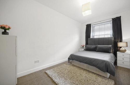 Camberwell Green Apartment | Modern Deluxe Apartment London Camberwell Denmark