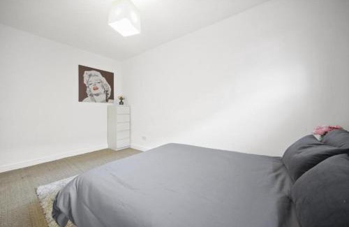 Camberwell Green Apartment | Modern Deluxe Apartment London Camberwell Denmark