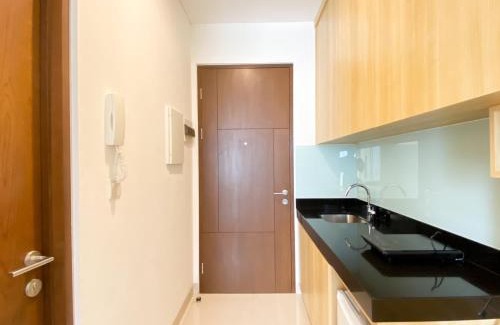 Semanggi Apartment | Modern Design and Homey Studio Ciputra World 2 Apartment By Travelio
