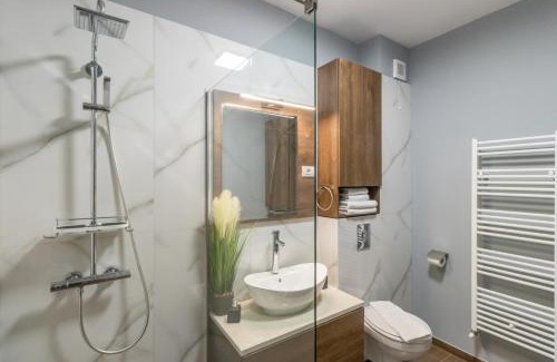 Old Town Apartment | Modern Downtown Apartment