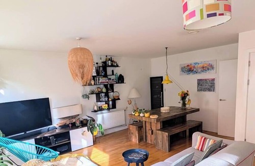 St. Dunstan's Apartment | Modern East London Apt, 3 bedrooms, 2 Bathrooms
