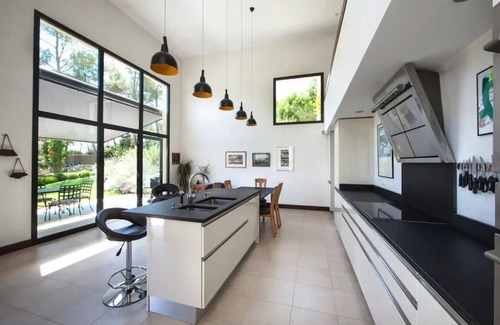 Les Maillans Villa | Modern family friendly villa - heated salt pool, jacuzzi - close to Valbonne