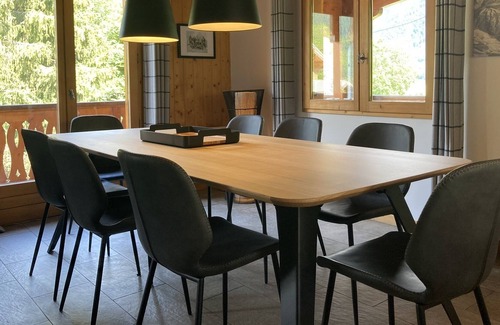 Vacheresse Ski Chalet | Modern Family Chalet with Fireplace | Portes du Soleil