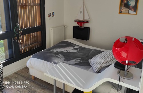 Dompierre-sur-Mer House | Modern family house in the heart of the city.