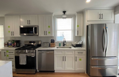 Inman Square House | Modern Family Oasis near Harvard