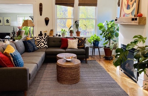 Arlington House | Modern Farm House in quiet neighborhood
