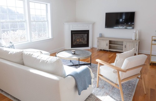 South Kent Other | Modern Farmhouse Gem minutes from downtown Kent CT