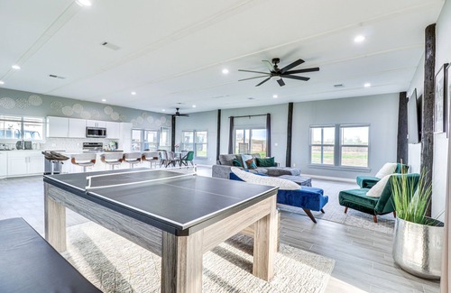 Del Valle House | Modern Farmhouse in Del Valle: Rural Setting!
