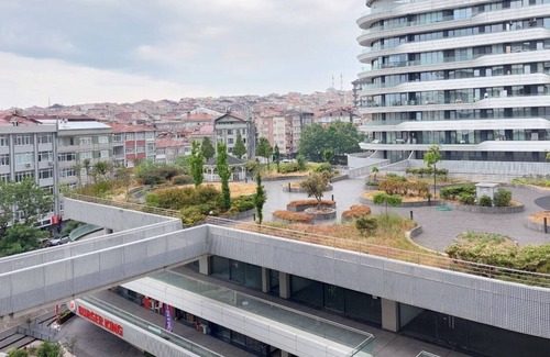 Gungoren Apartment | Modern Flat Apt Near City Center