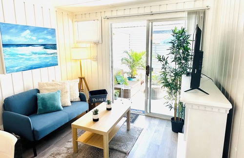 Clermont Condo | Modern Florida Coastal Escape