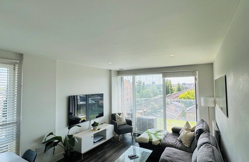 Deptford Apartment | Modern Great Location Apt | 5 min Train To Central | Close The 02, Greenwichnn
