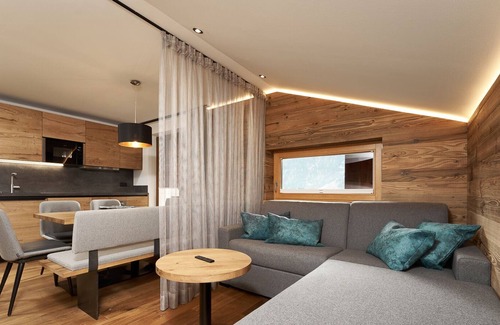 Runhof Condo | Modern holiday apartments - perfect location for winter and summer