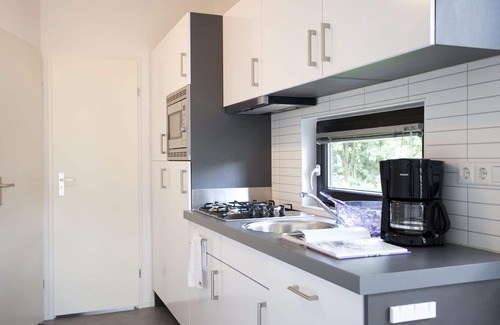 Velsen-Zuid House | Modern holiday home near the golf course, in a holiday park, Amsterdam at 25 km.