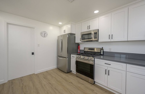 Bullhead City House | Modern Home close to river