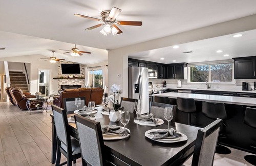 Atascadero House | Modern home, Dog Agility Run, Game Room, Fire Pit & New Playground