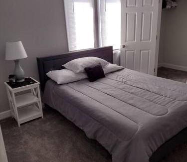 Bay City House | Modern home on city's westside