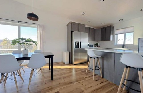 Blackhawk House | Modern Home with Hot Tub + Sauna
