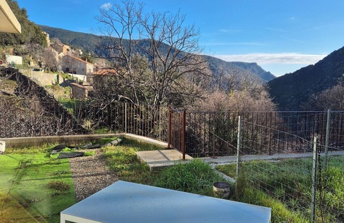 Asco House | Modern house with all summer/winter comforts. 10min walk from the magnificent Genoese bridge!