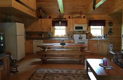 Pittsburg Cabin | Modern Lakeside Log Cabin with Plenty of Rustic Charm. DIRECT SNOWMOBILE ACCESS