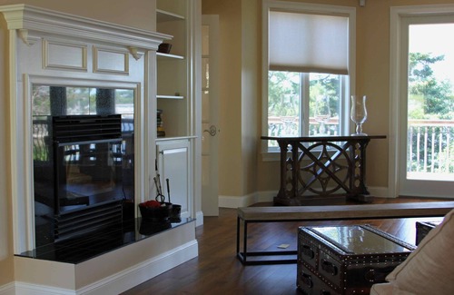 Belfast House | Modern & Large Oceanfront Home Close To Downtown And Amenities