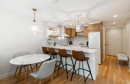 Mont-Tremblant Village Condo | Modern Lodge Pool & Spa | Mont-Tremblant