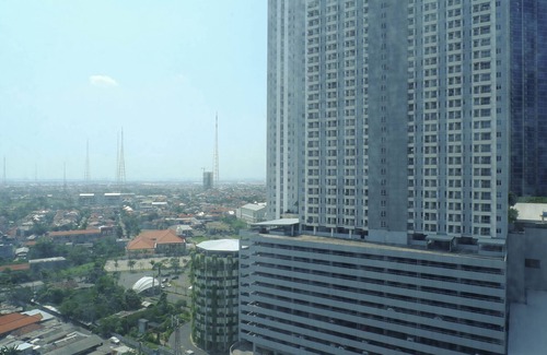 Surabaya Apartment | Modern Luxurious Studio Room at Anderson Supermall Mansion Apartment