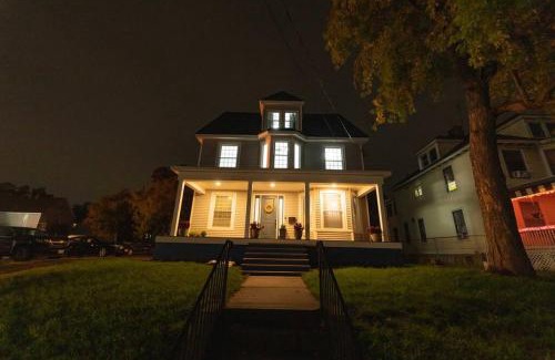 Schenectady Apartment | Modern, Luxury 2 Bedroom Apt in Prime Location
