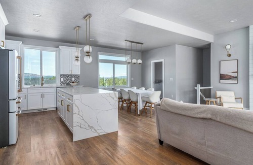 Veradale House | Modern Luxury Hillside Home with the Best view of Spokane!