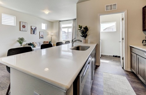Southeast Colorado Springs House | Modern Luxury, Pet-Friendly w/Yard & King Bed