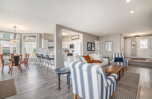 Manistee Condo | Modern Main Floor Waterfront Condo