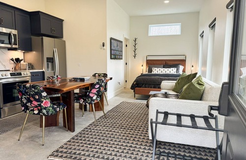 Ellicottville Ski Chalet | Modern Maples-Ellicottville "ModPod"-5 min to town