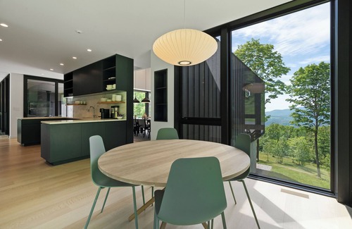 Waterbury Center House | Modern Mountain View Architects Dream Home!
