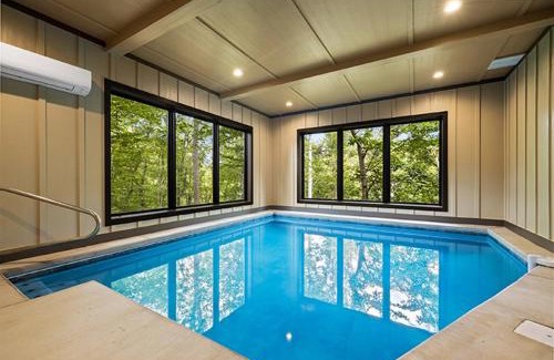Sevierville House | Modern Mountain Tranquility by Venture Smoky Mountains